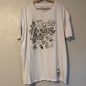 Mitchell & Ness White Lakers Graphic Tee